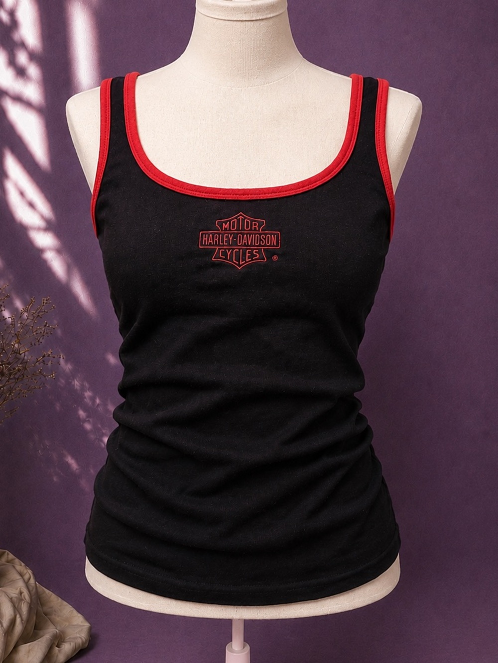 Vintage 2004 harley davidson black tank